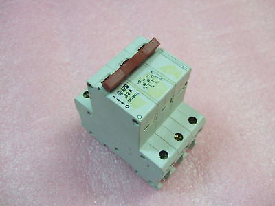 Klockner Moeller AZG 32A 220/380 VAC Circuit Breaker
